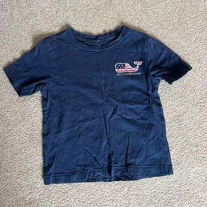 Vineyard vines t-shirt